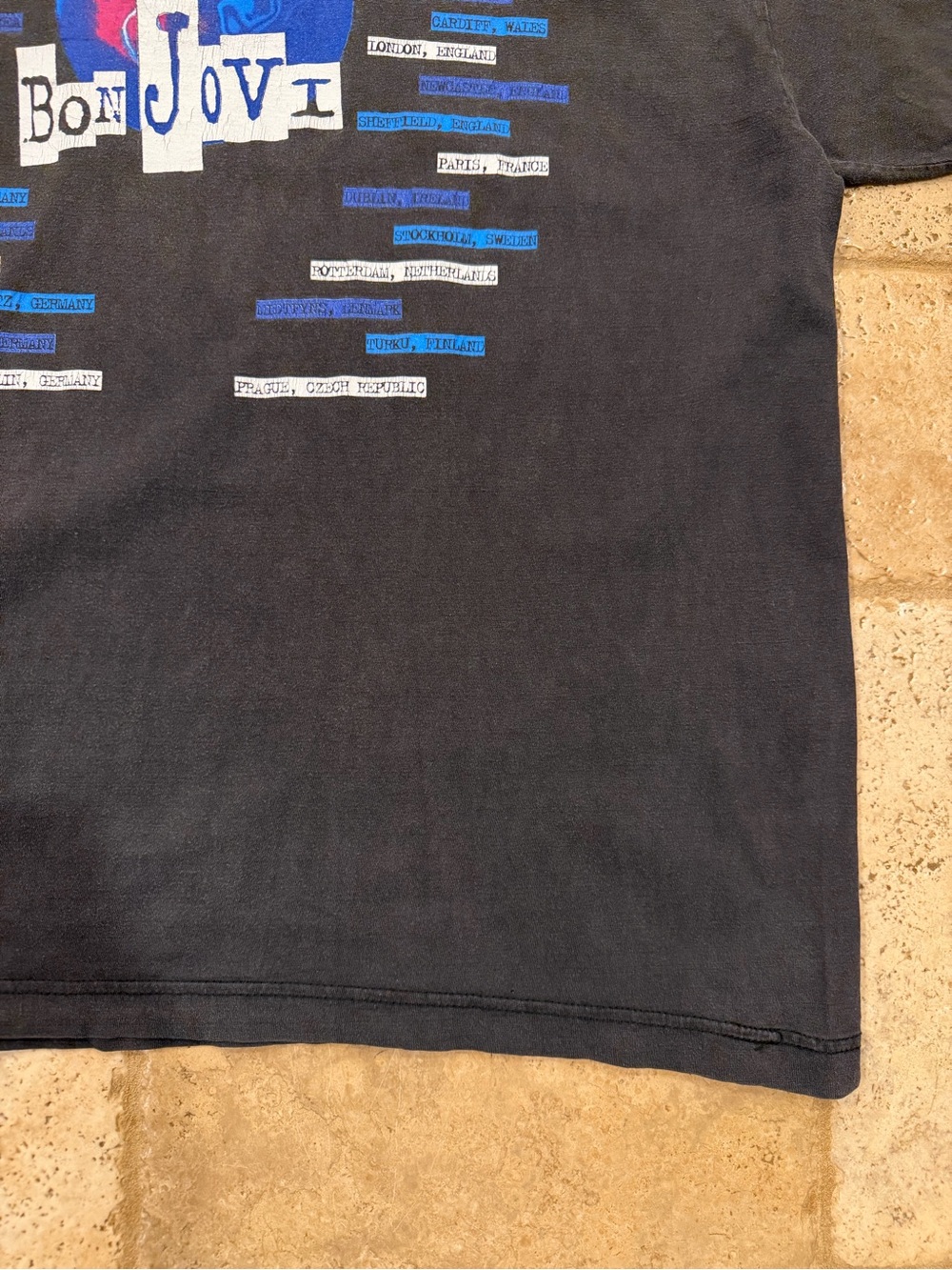 Vintage Bon Jovi 1995 World Tour Faded Band Tee - Picture 10 of 15